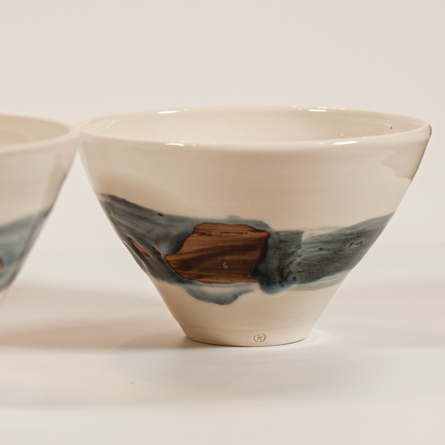 Large Ceramic Ramen Bowl (25cm) – Elevated Dining Experience – One-of-a-Kind Glazed Porcelain Vessel